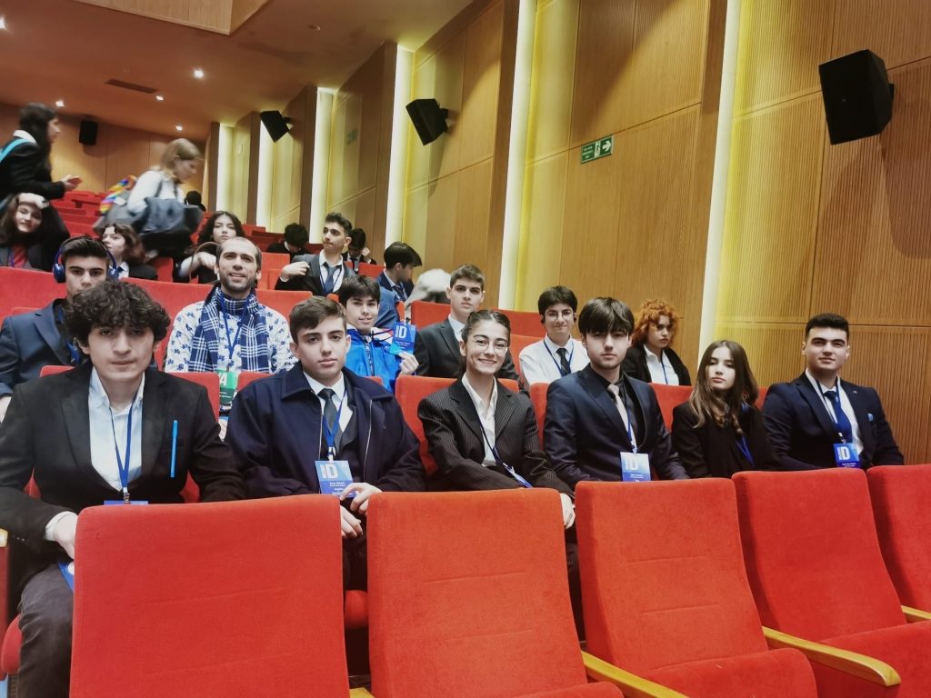 Okulumuzun Mun Club öğrencileri Model Birleşmiş Milletler Konferansı’ndaydı. görseli 6