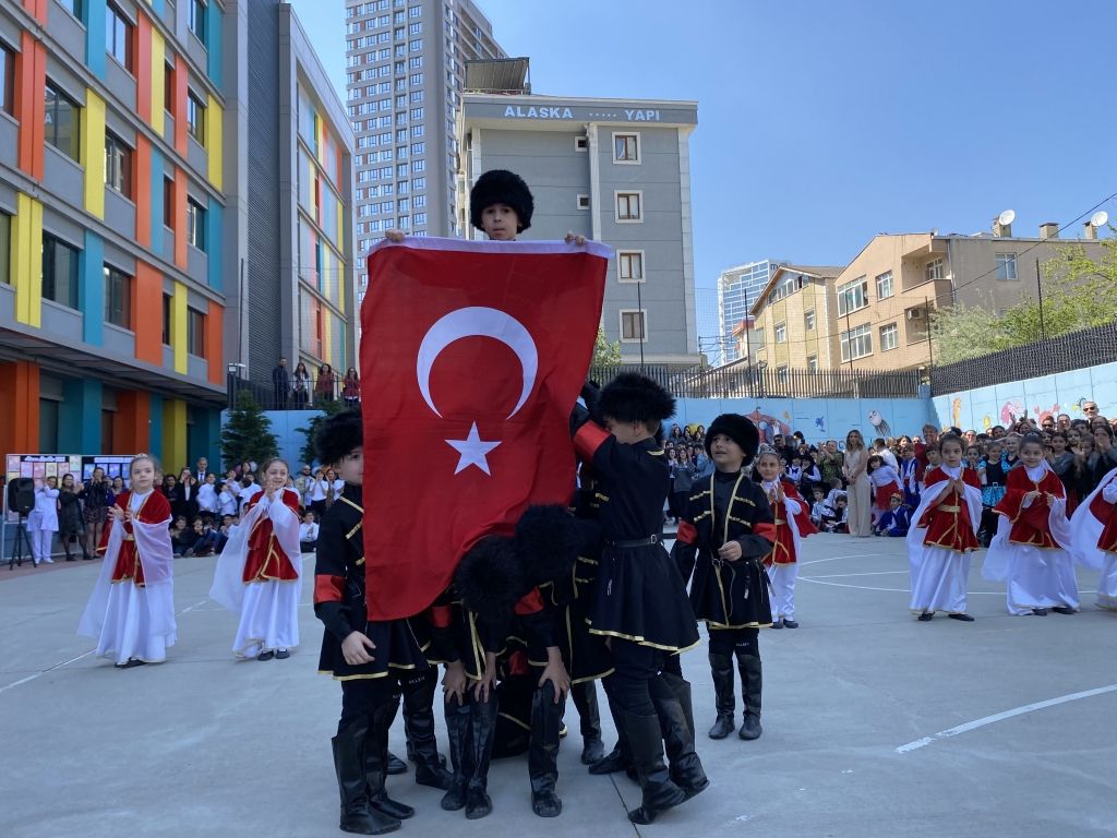 Oran Okullarında 23 Nisan Coşkusu görseli 6