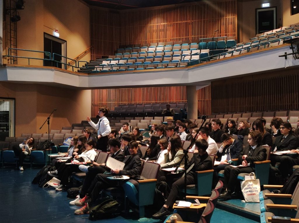 Okulumuzun Mun Club öğrencileri bu sefer Türkiye’nin en eski ve başarılı uluslararası Model Birleşmiş Milletler Konferansı’ndaydı. görseli 10