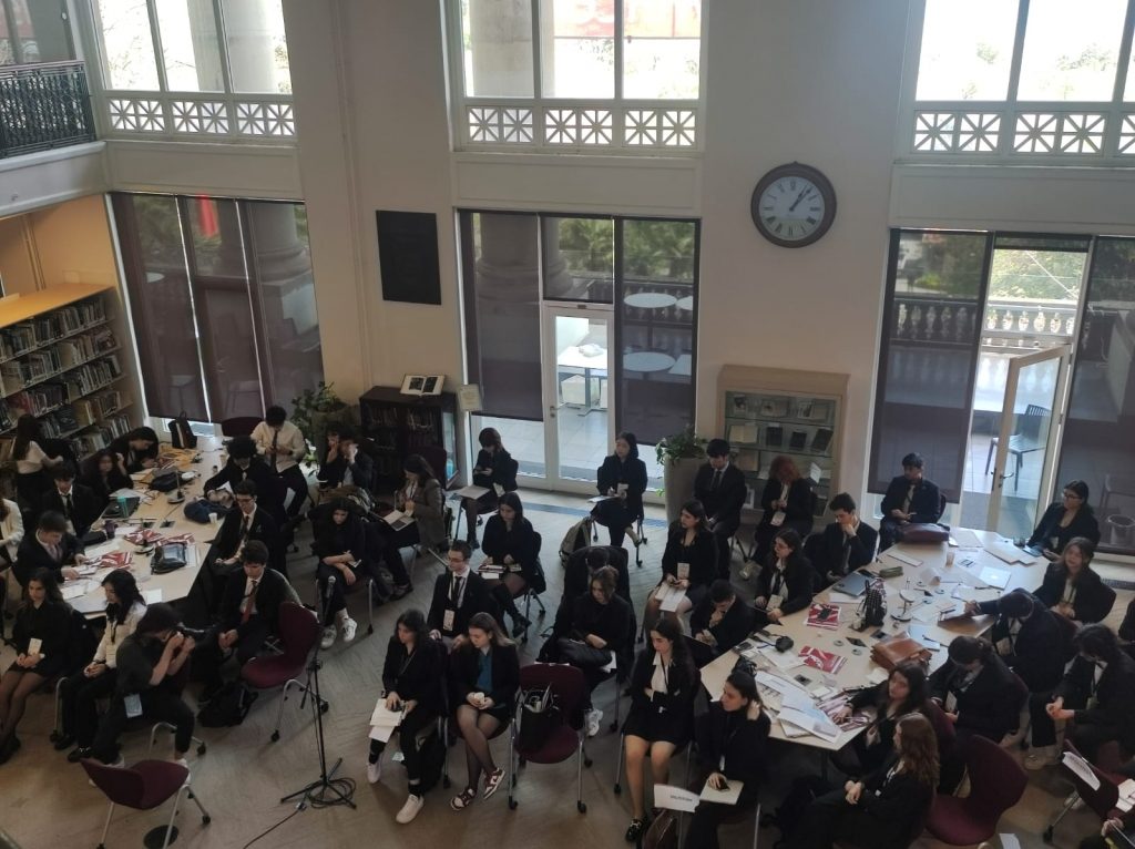 Okulumuzun Mun Club öğrencileri bu sefer Türkiye’nin en eski ve başarılı uluslararası Model Birleşmiş Milletler Konferansı’ndaydı. görseli 5
