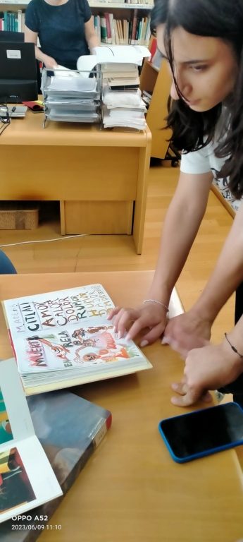 Dil sınıfı öğrencilerimizin Instituto Cervantes Gezisi görseli 5