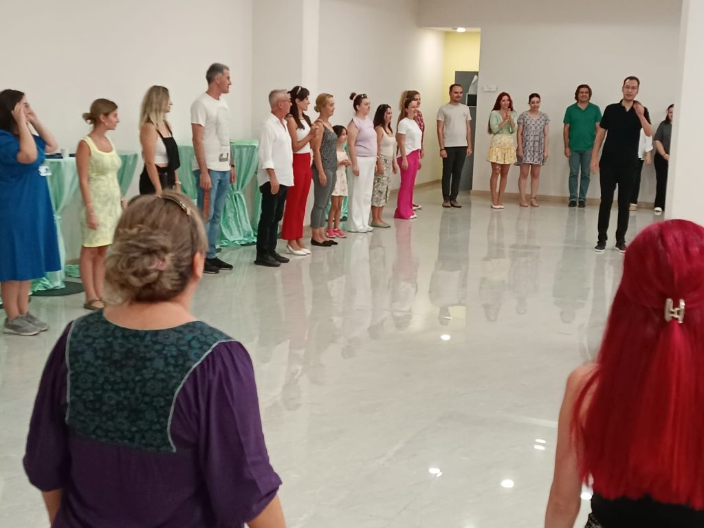 Bahçeşehir Üniversitesi Öğretim Üyesi Sayın Doç. Dr. Yavuz Samur tarafından ''Eğitimde Oyunlaştırma'' içerikli sunum ve atölye çalışmaları gerçekleştirildi. görseli 4
