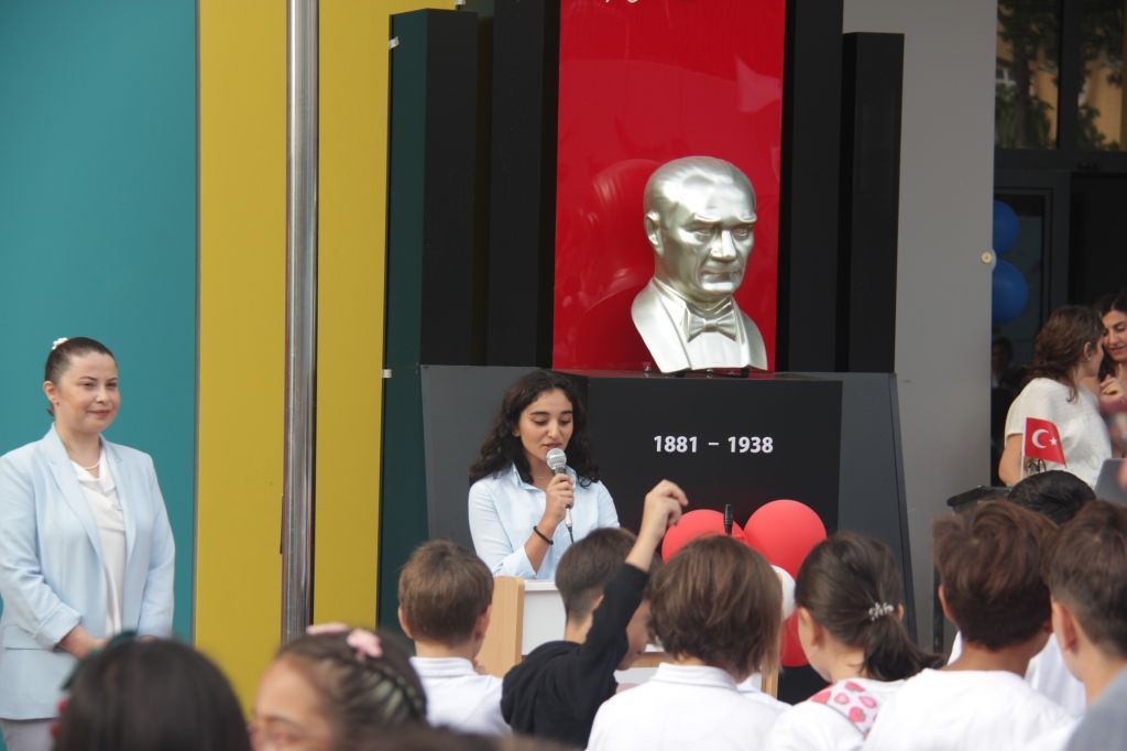 Oran'da ilk ders zili çaldı! görseli 4
