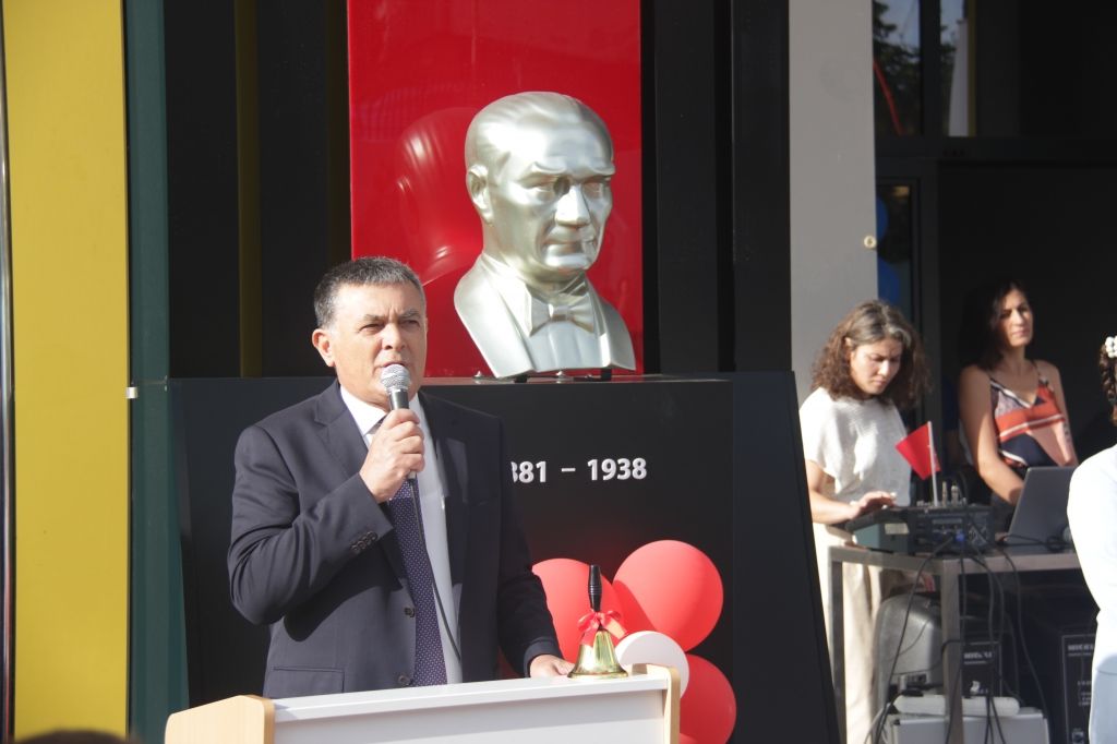 Oran'da ilk ders zili çaldı! görseli 3