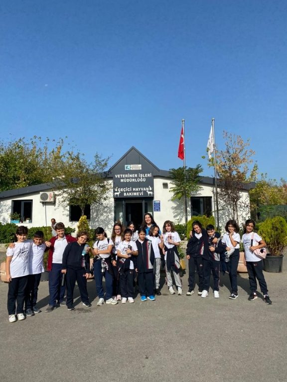 Hayvanları Koruma Günü'nde Oran Okulları olarak Kadıköy Geçici Hayvan Bakım Merkezi'ni ziyaret ettik. görseli 9