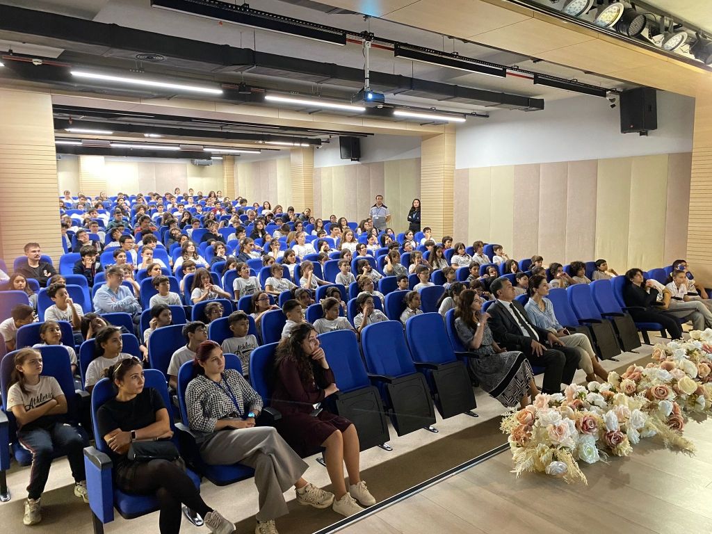 "Atatürk ve Cumhuriyetimizin 100. Yıl Kazanımları" sunumuyla Okan Üniversitesi Öğretim Üyesi Sayın Dr. Mehmet Kılıç'ı ağırladık görseli 2