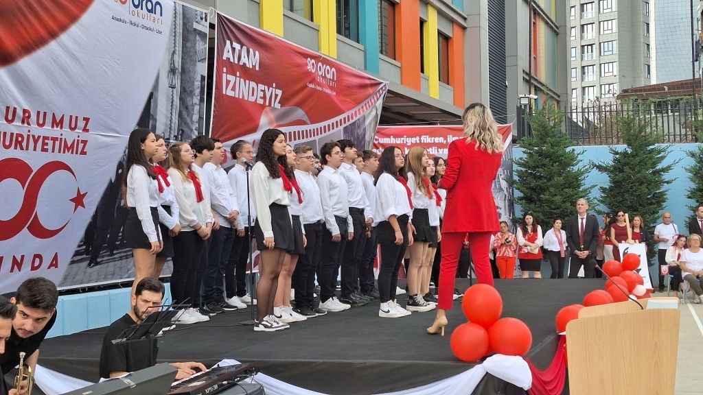 29 Ekim Cumhuriyet ve Cumhuriyetimizin 100.Yılını Coşku, Gurur ve Sevinçle Kutladık görseli 3