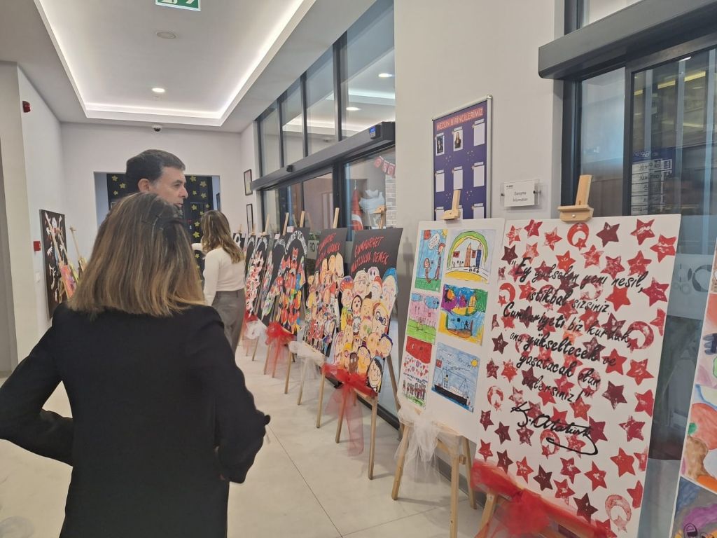 "100 Yıllık Özgürlük" resim sergimiz görseli 5