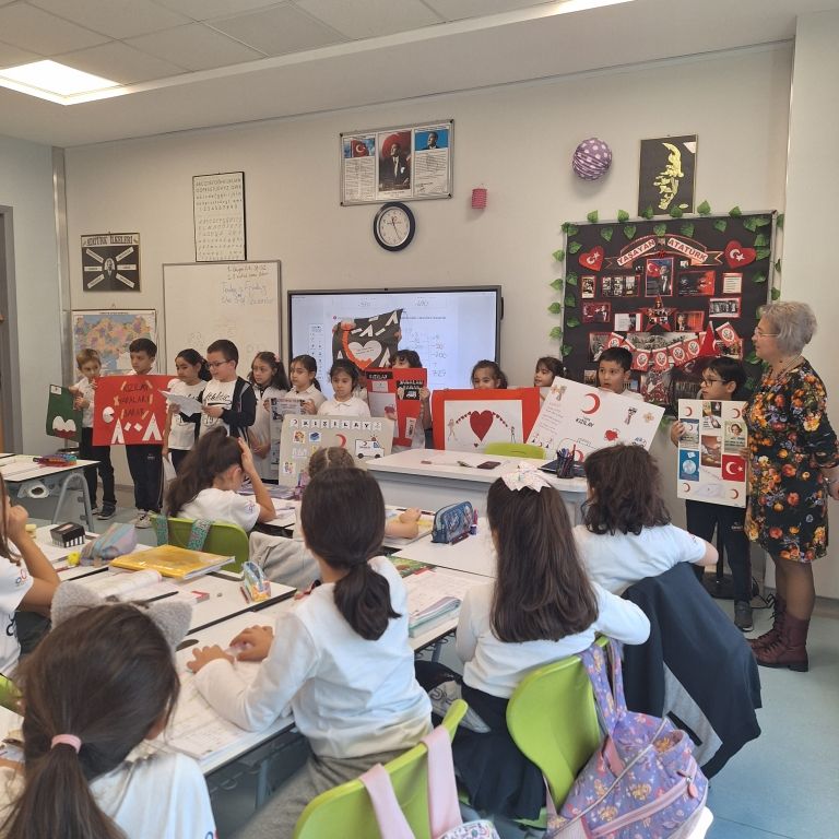 29 Ekim – 4 Kasım Kızılay Haftası öğrencilerimiz tarafından çeşitli etkinliklerle kutlandı.  görseli 3