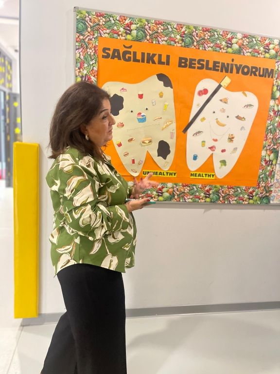 Prof. Dr. Belma TUĞRUL tarafından; İstanbul Anadolu Yakası okul öncesi öğretmenlerine okulumuzda ‘’İz Bırakan Öğretmenler’’ semineri gerçekleştirildi. görseli 10