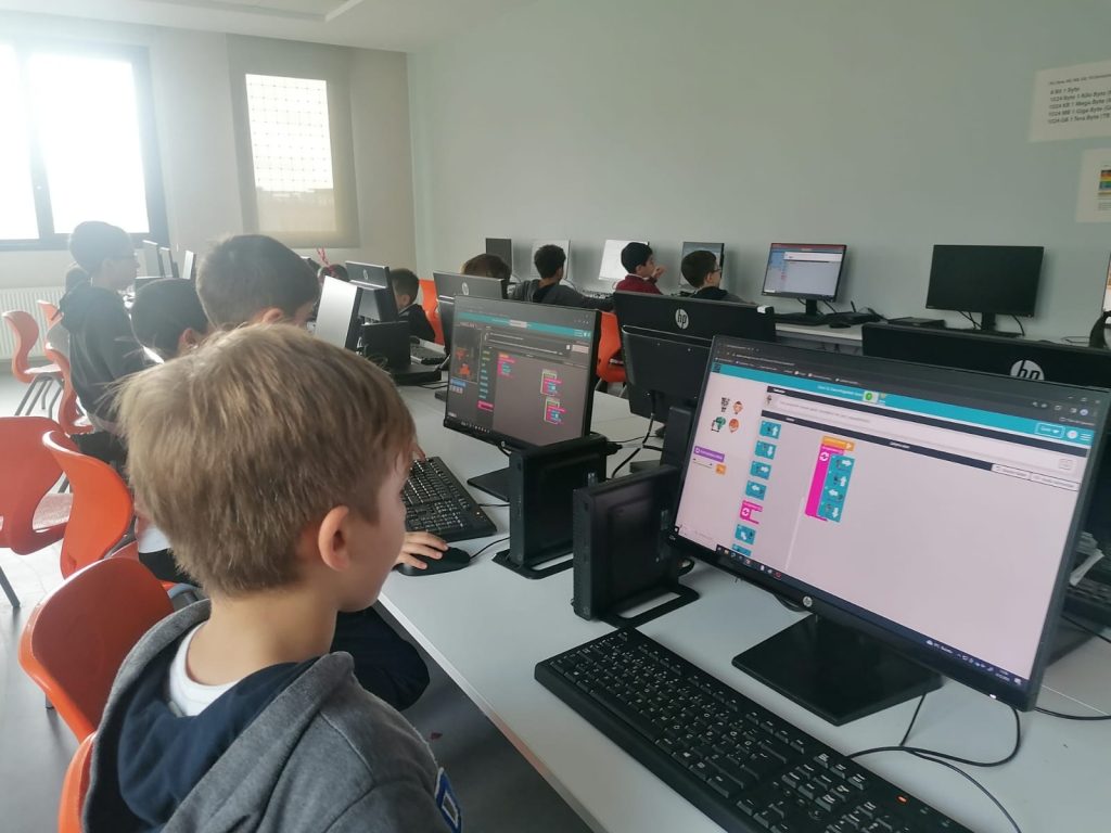 The Hour of Code eğitimine katıldık görseli 4