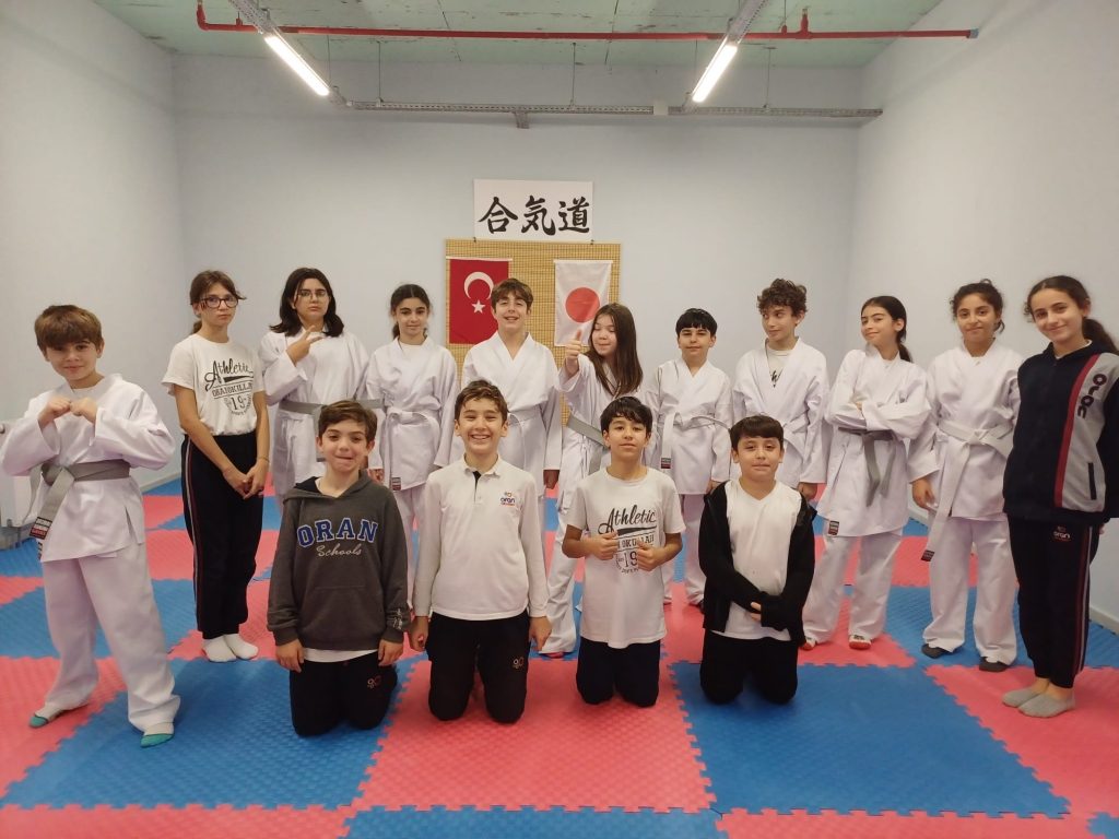 Öğrencilerimiz Türkiye W. Aikido Federasyonu bilgisi dahilinde bir üst kuşağa geçmeye hak kazanmıştır. görseli 3