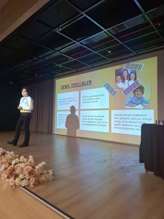 Rehberlik ve Psikolojik Danışmanlık Bölümü tarafından lise öğrencilerine yönelik "Mecburi istikamet Ergenlik" adlı seminer gerçekleştirildi. görseli 2