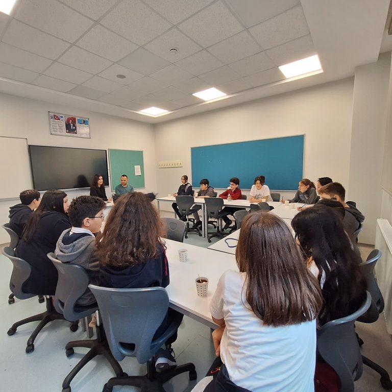 Ortaokul PDR Birimimiz tarafından düzenlenen Akran Arabuluculuğu programımızı gerçekleştirdik. görseli 1