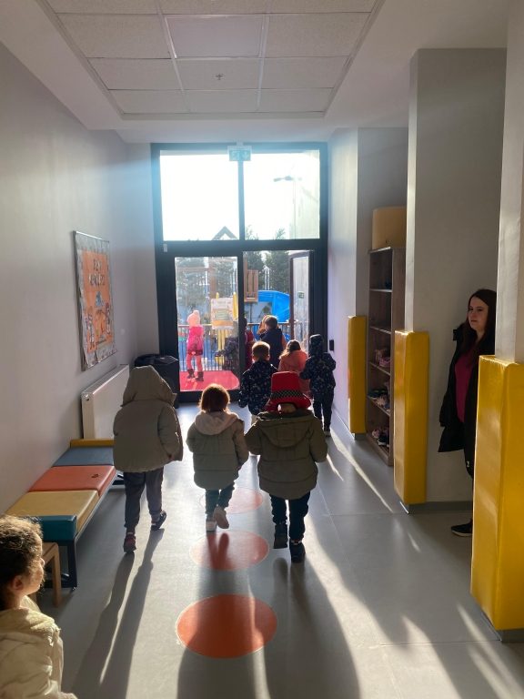 Okulumuzda olası depremlere hazırlık için düzenli ve habersiz deprem tatbikatlarımıza devam ediyoruz. görseli 5
