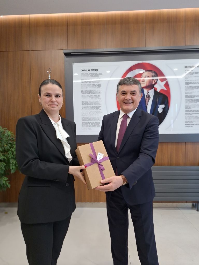 Emek, özveri ve üretkenliğiyle kurumumuza değer katan tüm kadın çalışanlarımızın 8 Mart Dünya Kadınlar Gününü kutluyoruz. görseli 2