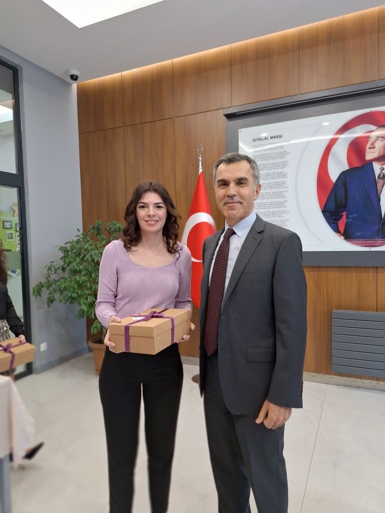 Emek, özveri ve üretkenliğiyle kurumumuza değer katan tüm kadın çalışanlarımızın 8 Mart Dünya Kadınlar Gününü kutluyoruz. görseli 9