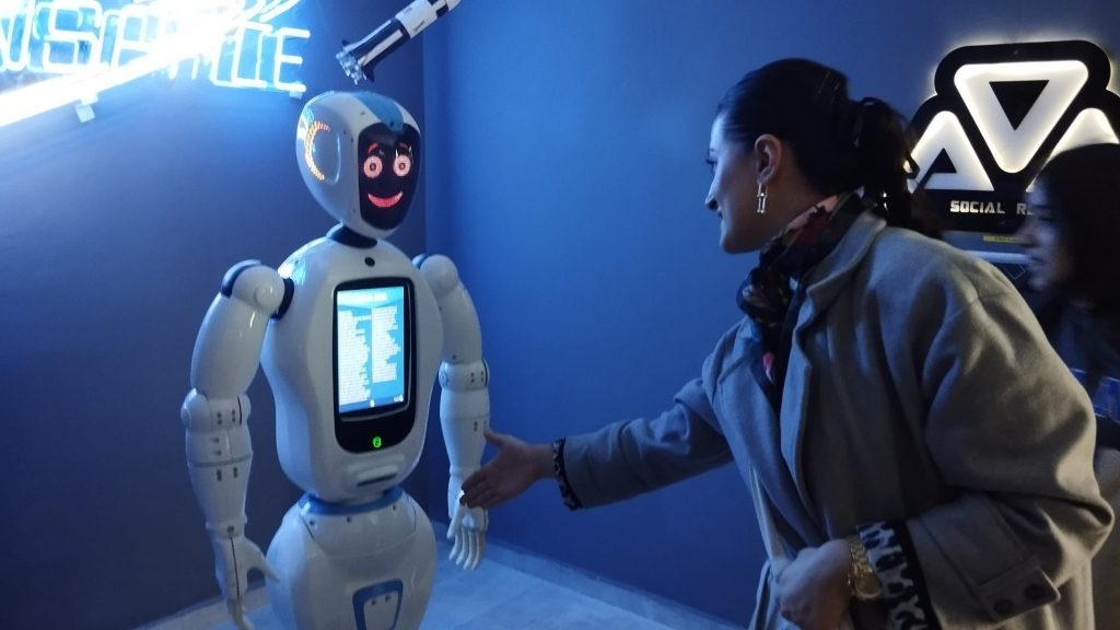 Bilim ve Teknoloji Haftası kapsamında ortaokul öğrencilerimize Robot Müzesi'ne gözlem ve inceleme gezisi gerçekleştirdik. görseli 9