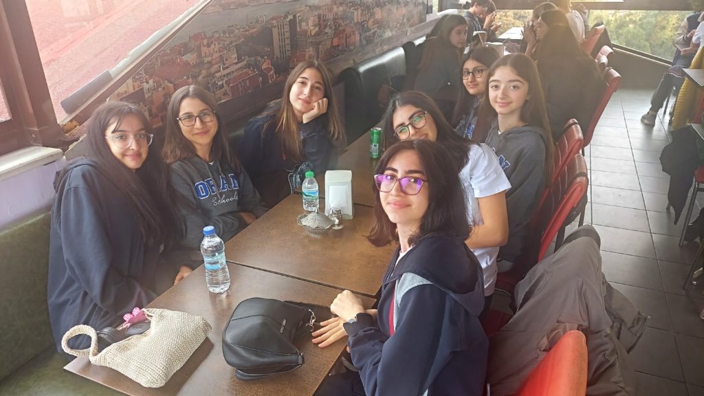 8.sınıf öğrencilerimizin sınava adım adım yaklaştığı bu süreçte, motivasyon amaçlı Ortaköy gezisi ve kumpir-waffle etkinliği düzenlendi. görseli 4