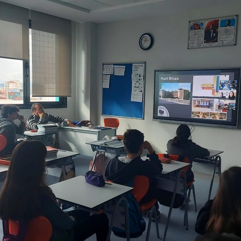 PDR Birimi tarafından 8.sınıf öğrencilerimizin LGS'ye hazırlık sürecinde hedef oluşturmaları adına, yıl boyunca çeşitli zamanlarda, İstanbul'un farklı öğretim kurumları ziyaret edildi. görseli 4
