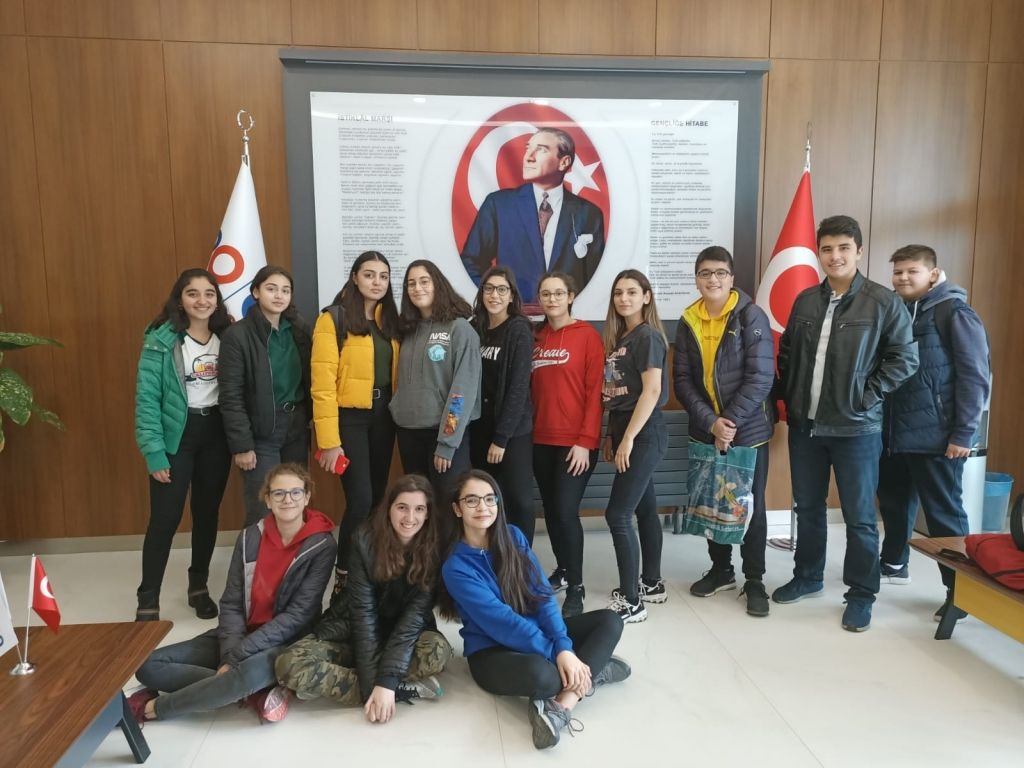 LİSE ÖĞRENCİLERİMİZ AVRUPA GENÇLİK PARLAMENTOSU'NDA!