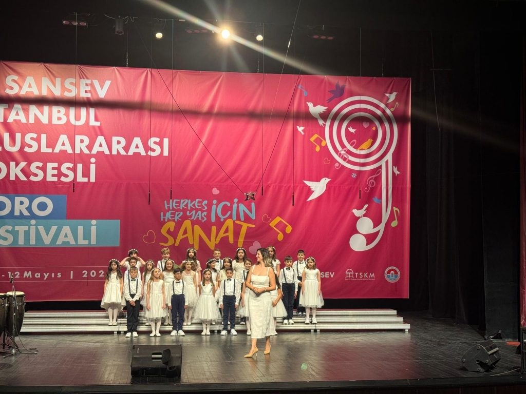 İlkokul öğrencilerimiz 9. Sansev İstanbul Uluslararası Çoksesli Koro Festivaline katılım sağladı. görseli 37