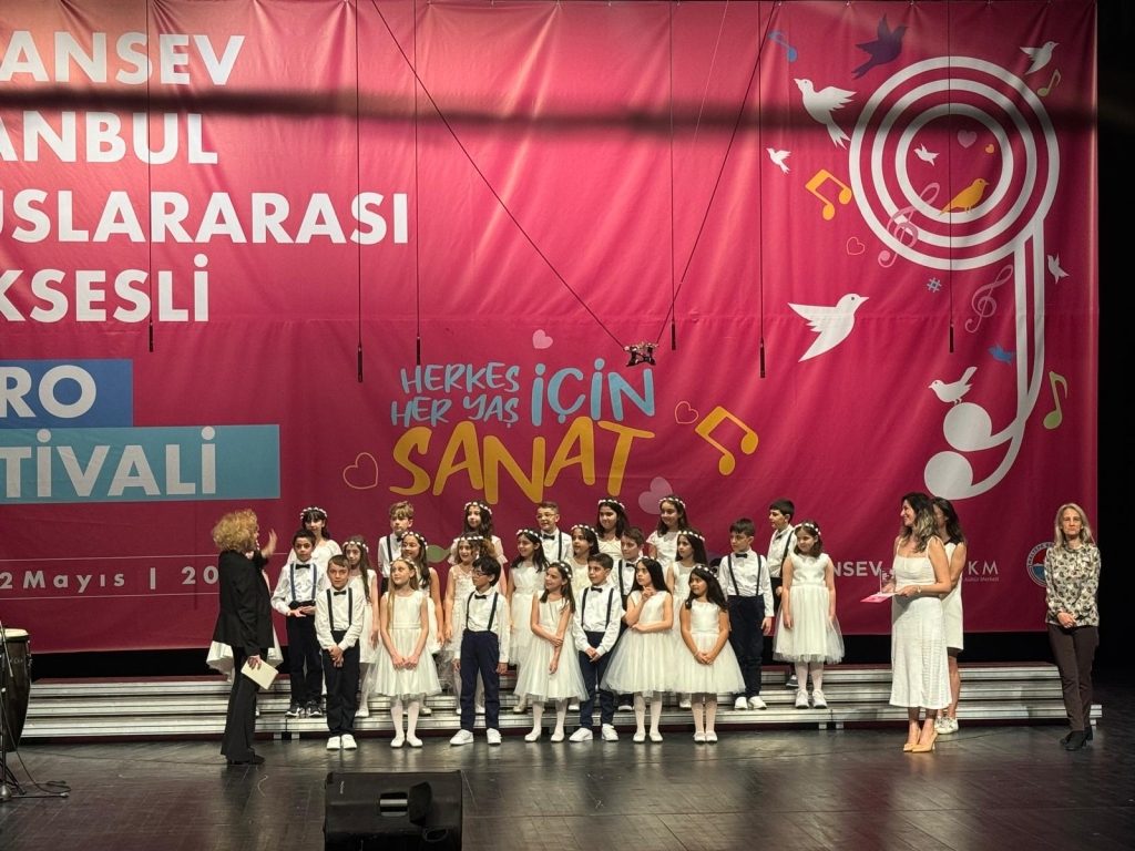 İlkokul öğrencilerimiz 9. Sansev İstanbul Uluslararası Çoksesli Koro Festivaline katılım sağladı. görseli 20