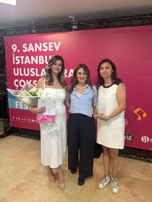 İlkokul öğrencilerimiz 9. Sansev İstanbul Uluslararası Çoksesli Koro Festivaline katılım sağladı. görseli 11