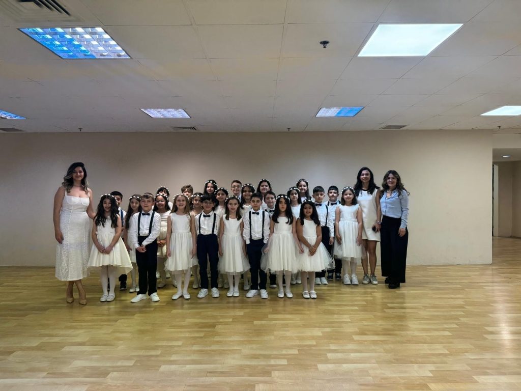 İlkokul öğrencilerimiz 9. Sansev İstanbul Uluslararası Çoksesli Koro Festivaline katılım sağladı. görseli 28