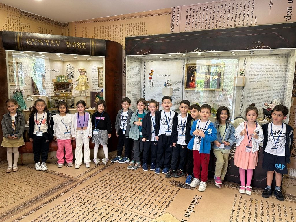 Anaokulu öğrencilerimizle Kartal Masal Müzesi'ne gözlem ve inceleme gezisi gerçekleştirdik. görseli 1
