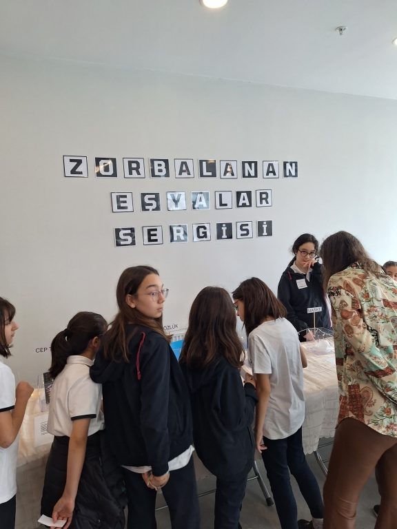 PDR Birimimiz tarafından hazırlanan ‘Zorbalığa Karşı Renkli Dayanışma’ Etkinliği Gerçekleştirdik. görseli 1