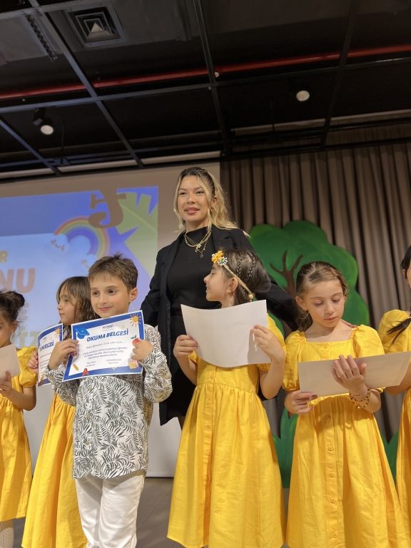 “1.Sınıflar Yıl Sonu Programı” coşku ve heyecan içinde gerçekleştirildi. görseli 8
