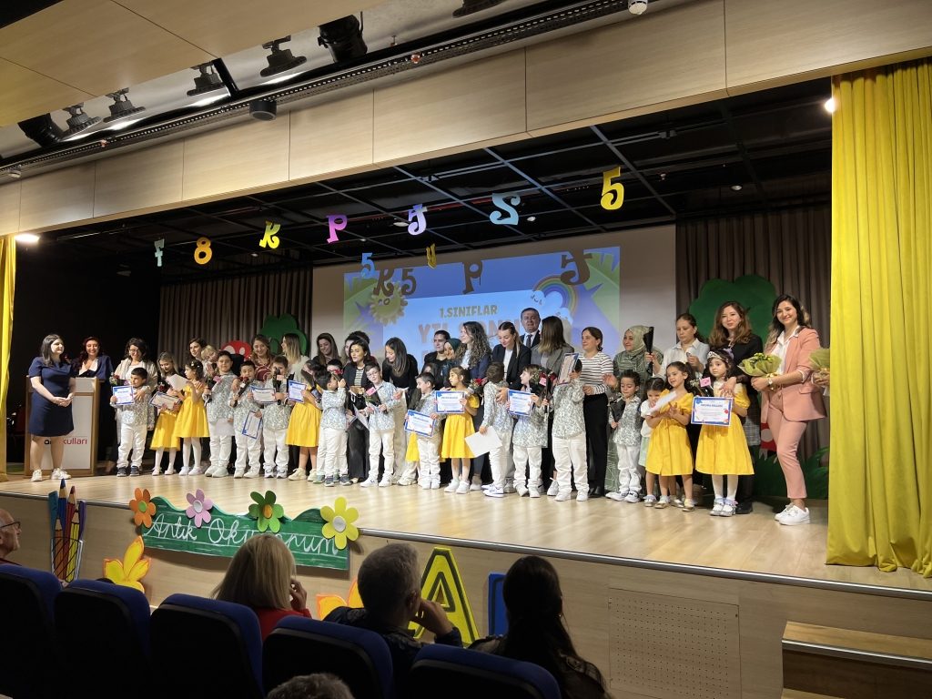 “1.Sınıflar Yıl Sonu Programı” coşku ve heyecan içinde gerçekleştirildi. görseli 9