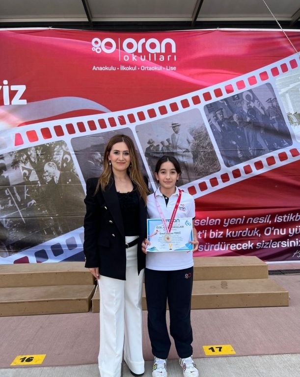 Öğrencimiz Emel Tuana Terzi 50m serbest stilde 2. olmuştur.