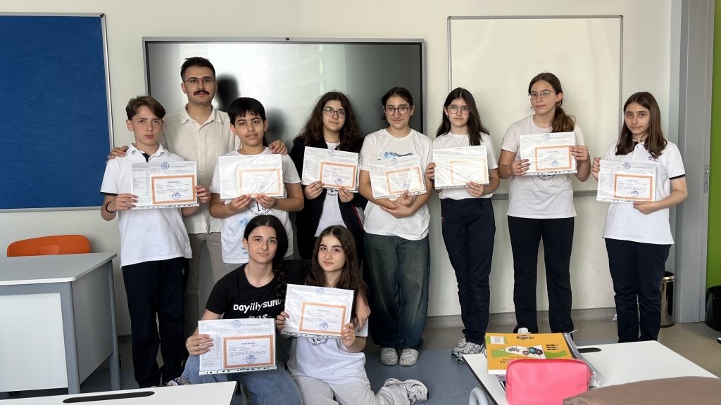 2023-2024 eğitim öğretim yılı Tüm Kademeler Karne Törenimizi ve 4. Sınıflar Ortaokula Geçiş Programımızı gerçekleştirdik. görseli 35
