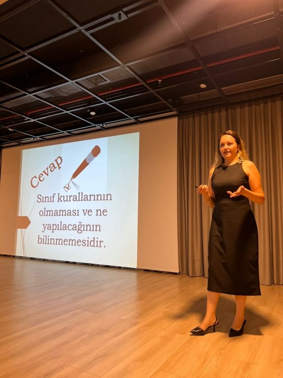 2024-2025 eğitim öğretim yılı öğretmen hizmet içi eğitim programımızı alanında uzman çok değerli eğitimcilerimizle birlikte verimli ve başarılı bir şekilde tamamladık. görseli 5