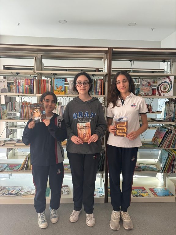 Okuma kültürünü yaygınlaştırmayı ve geliştirmeyi hedeflediğimiz 2. Geleneksel Kitap Takas Etkinliğimizi tüm kademelerimizin katılımı ile gerçekleştirdik. görseli 15
