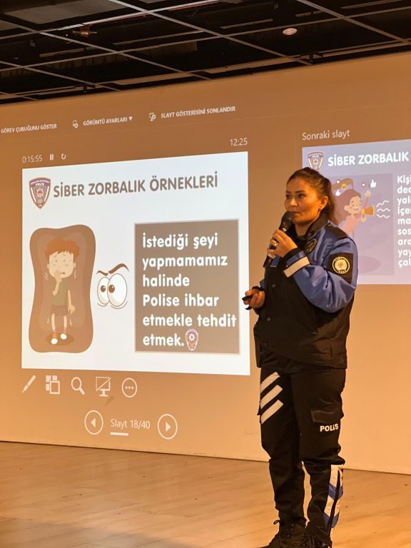 Okulumuzda Kartal İlçe Emniyet Müdürlüğü Toplum Destekli Polislik Büro Amirliği Bölümü Polis Memuru Funda Gençer tarafından öğrencilerimize “Siber İnternet Zorbalığı, Güvenli İnternet Kullanımı” konulu seminer gerçekleştirilmiştir.