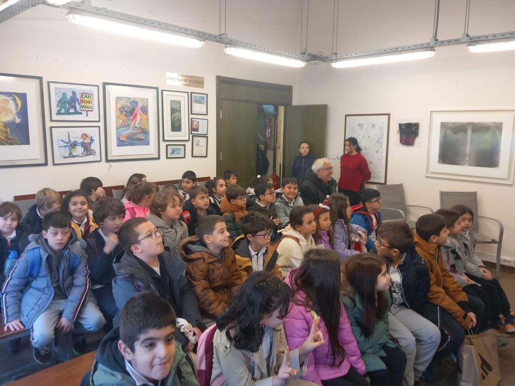 3. sınıf öğrencilerimizle Beykoz Cam Ocağı’na gözlem ve inceleme gezisi gerçekleştirdik. görseli 18