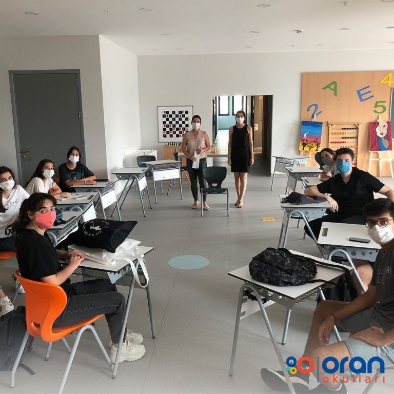 Lise Öğrencilerimiz Sınıf Arkadaşlarıyla Buluştu görseli 1