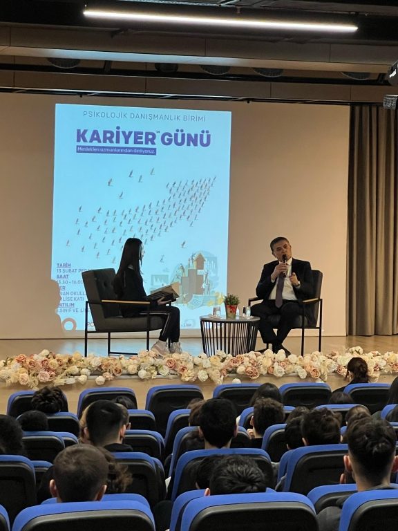 Oran Okulları Lise Kariyer Günü Etkinliğimiz öğrencilerimizin yüksek ilgisi ve heyecanı ile gerçekleşmiştir. görseli 25