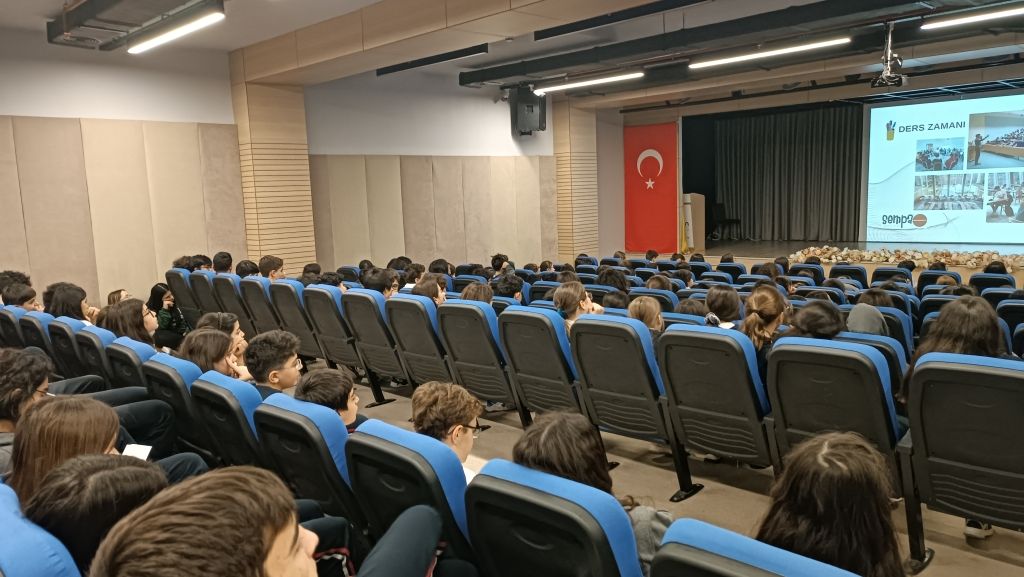 Yurt Dışı Yaz Okulu Bilgilendirme Semineri görseli 3