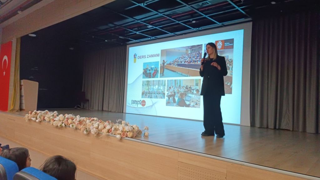 Yurt Dışı Yaz Okulu Bilgilendirme Semineri görseli 1