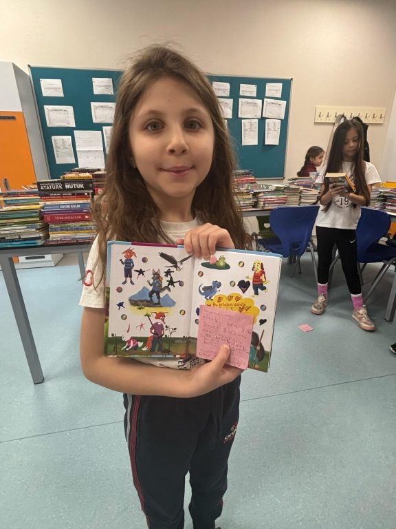 ‘’Bir Kitap Bir Köprü’’ projemizi gerçekleştirmenin mutluluğunu yaşıyoruz. görseli 19
