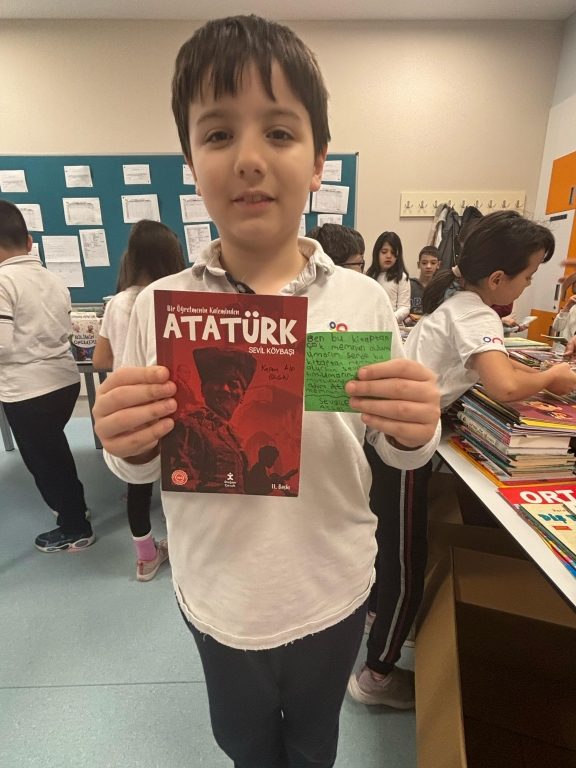‘’Bir Kitap Bir Köprü’’ projemizi gerçekleştirmenin mutluluğunu yaşıyoruz. görseli 6
