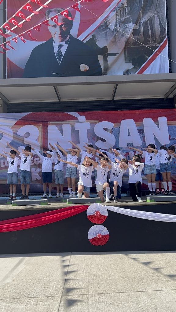 23 Nisan Ulusal Egemenlik ve Çocuk Bayramımızı Coşkuyla Kutladık. görseli 24