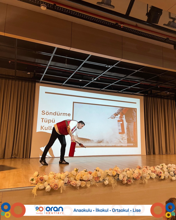 Afet ve acil durumlara yönelik hazırlık, müdahale ve iyileştirme süreçlerinin etkinliğini artırmak amacıyla okulumuzda Acil Durum Ekipleri ile Afet ve Acil Durum Yönetimi Kurulu Toplantısı düzenlendi. görseli 7