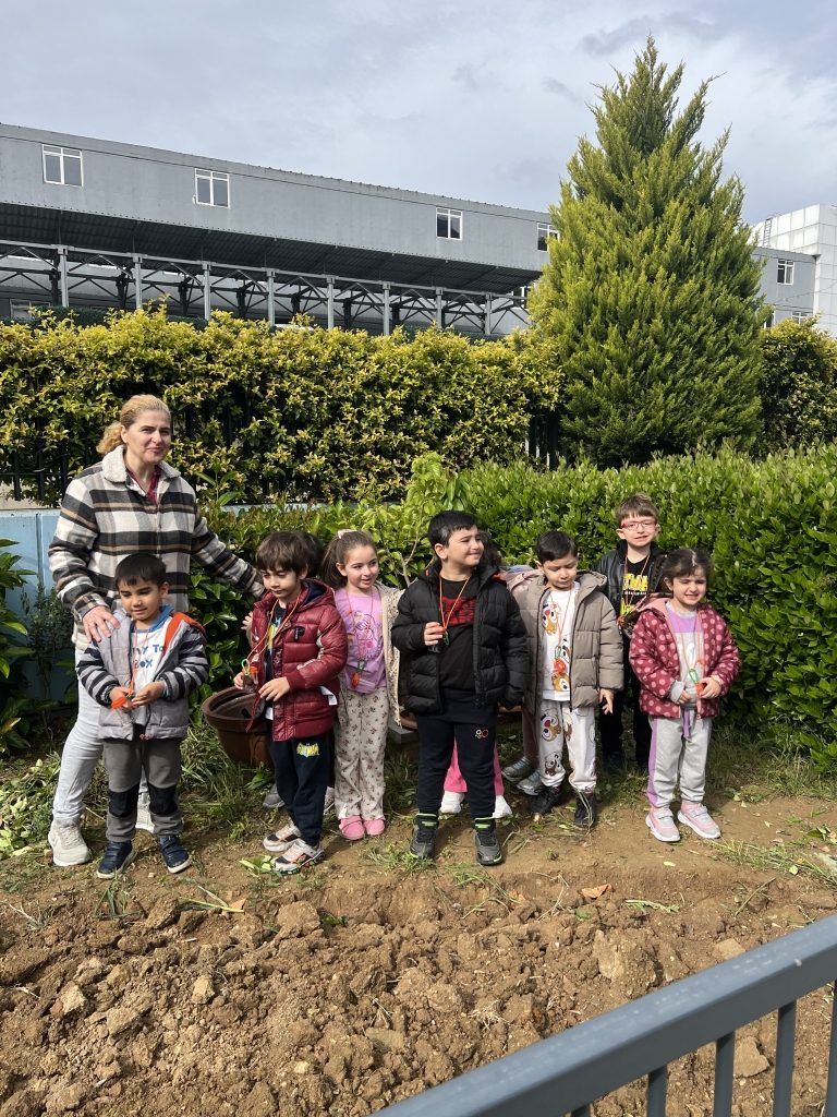 Minik Eller Toprakla Buluştu! görseli 4