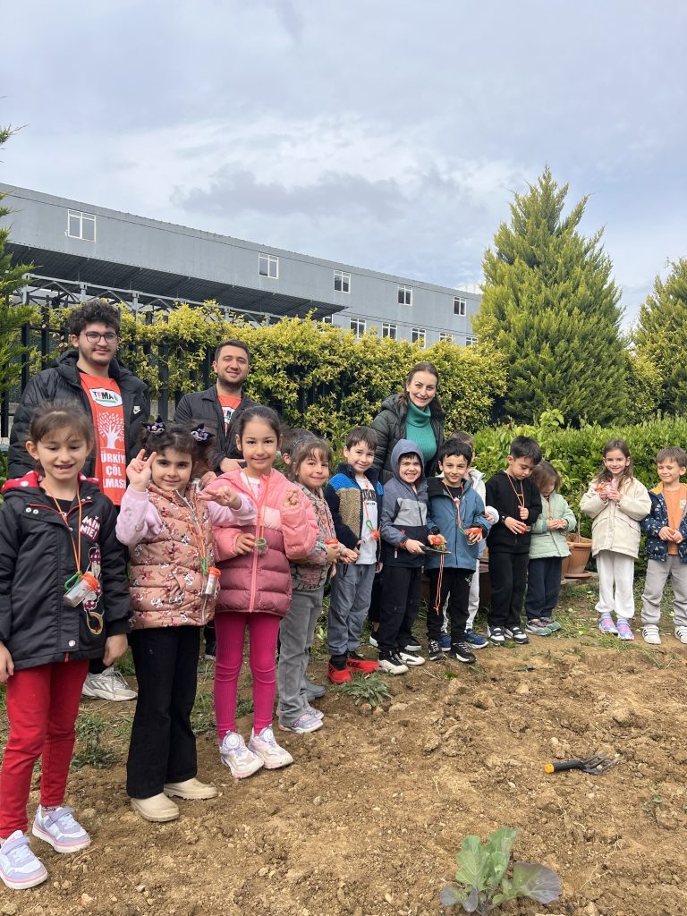Minik Eller Toprakla Buluştu! görseli 8