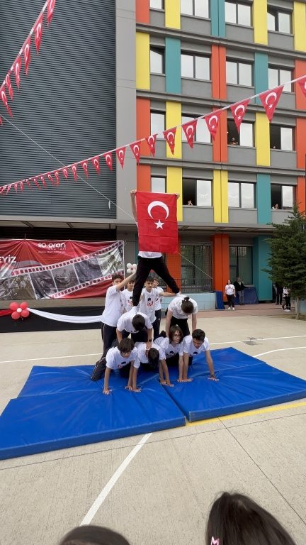 19 Mayıs Atatürk’ü Anma, Gençlik ve Spor Bayramı’mızı Büyük Bir Coşkuyla Kutladık! görseli 15